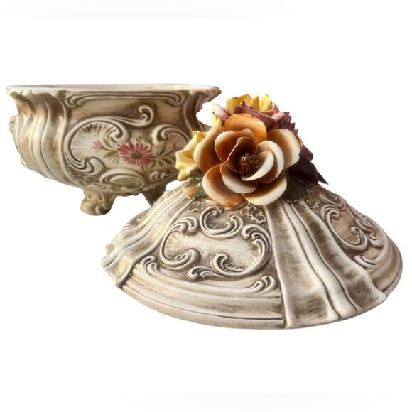 Vintage Capodimonte Porcelain Footed Flower Compote Soup Tureen Bowl With Lid - Picture 9 of 11